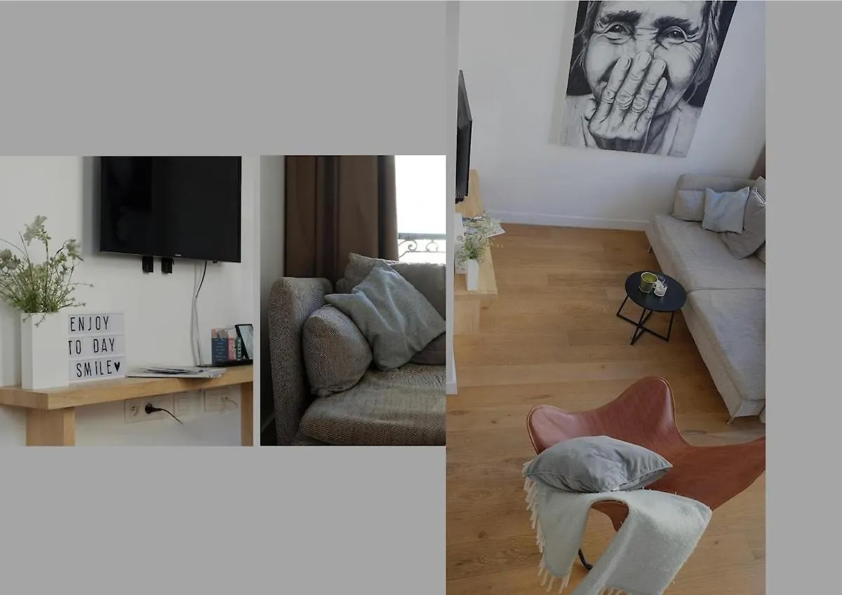 Charming Apartment With Cathedral View In Antwerp On The 2Th Floor Belgium